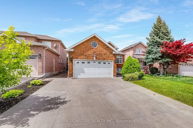 30 Graceview Crt, Vaughan 2