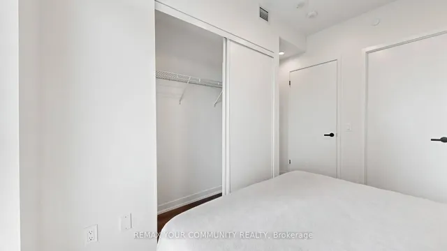 225 Commerce St #1702, Vaughan 4