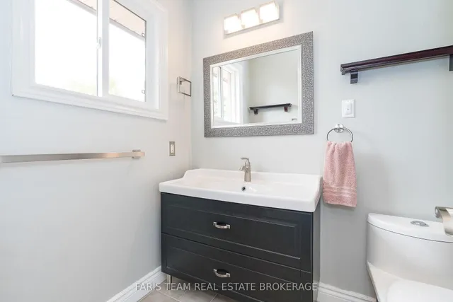 2032 Chantler St, Innisfil 3
