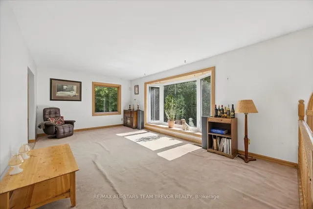 3098 Boag Rd, East Gwillimbury 2