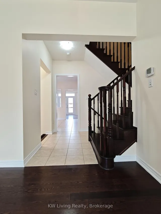 109 Cornwall Dr, Markham 5