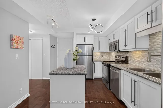 18 Harding Blvd #1203, Richmond Hill 5