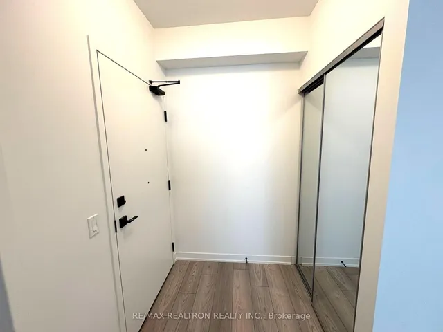 10 Abeja St #1915, Vaughan 2