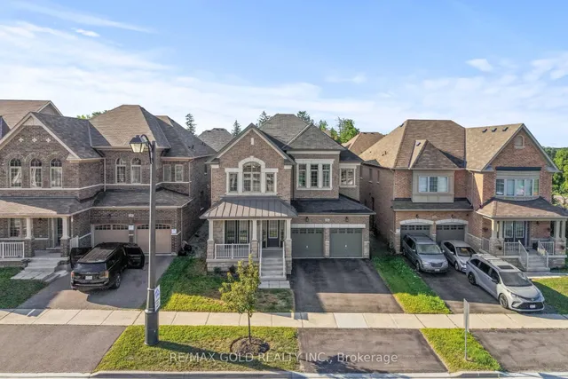 600 Mactier Dr, Vaughan 3