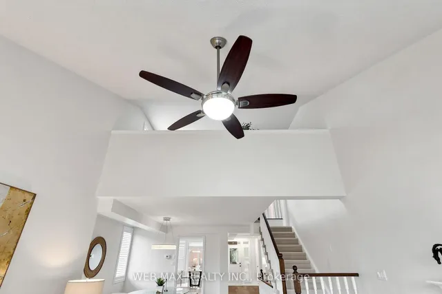 2 Wood Duck Island Way, Markham 5