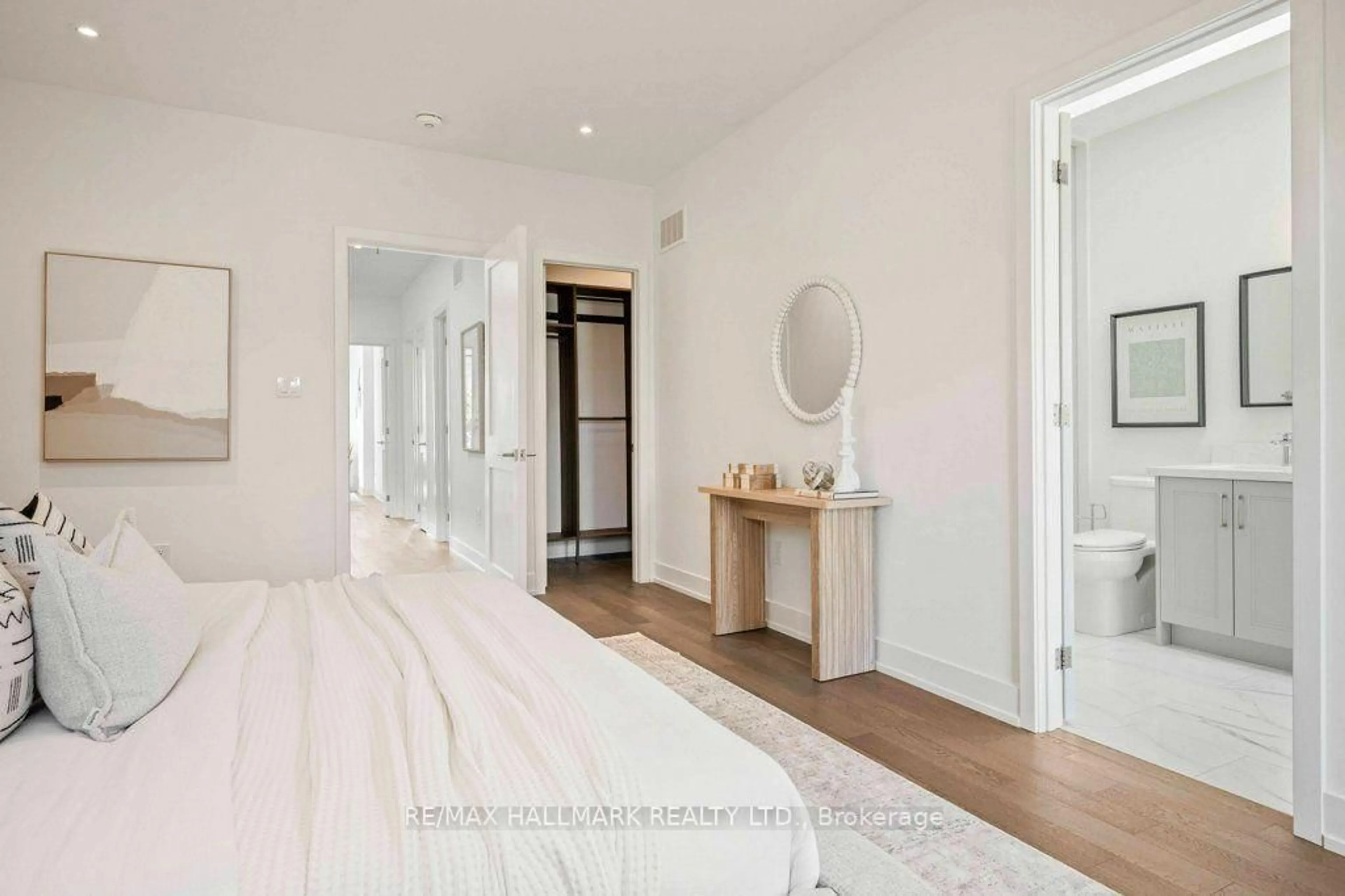 trreb/IMG-N13815978_1d596f06-0de3-4b0d-86e5-bf616a65252d-l.jpg