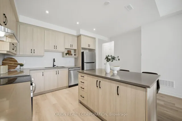 704 Sargeant Pl, Innisfil 5
