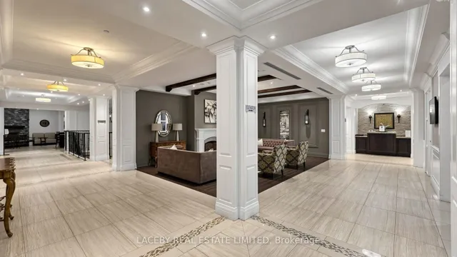 80 Burns Blvd #319, King 5
