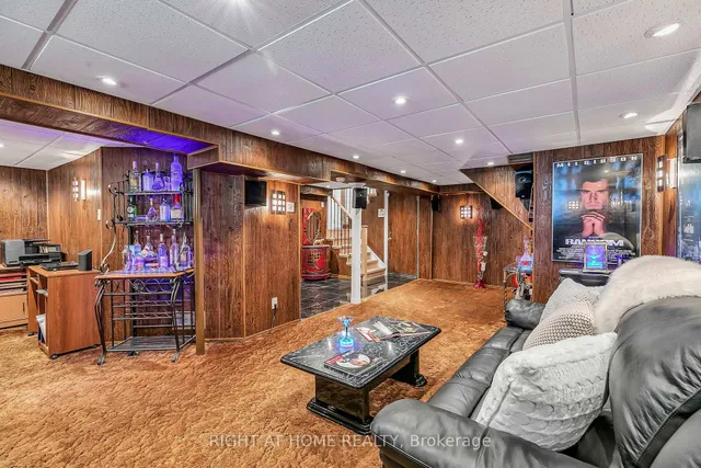 168 Springhead Gdns, Richmond Hill 4