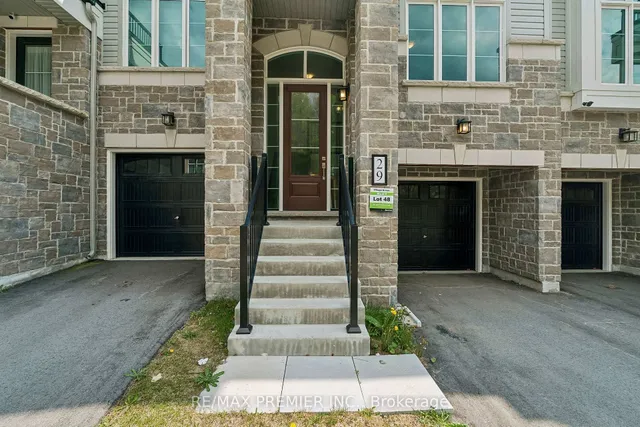 29 Lyall Stokes Circ, East Gwillimbury 4