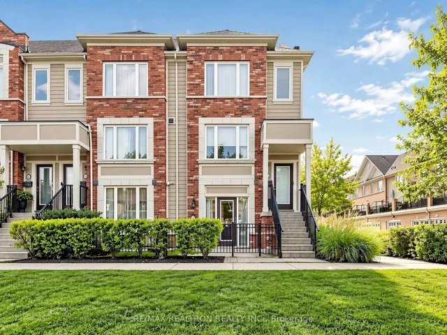 16 Walter Dove Crt, Aurora 3