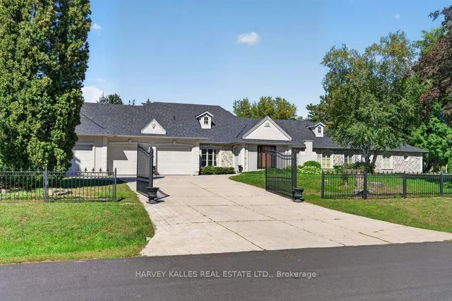 28 Putting Green Cres, Vaughan 4