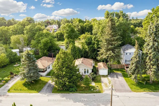 9 Maple Grove St, Whitchurch-Stouffville 4