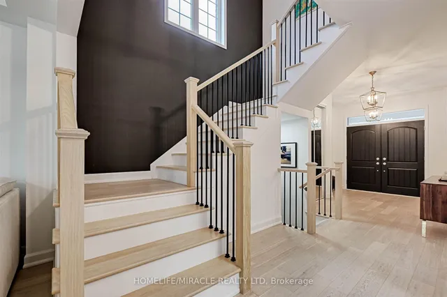 50 Chorus Cres, Vaughan 4