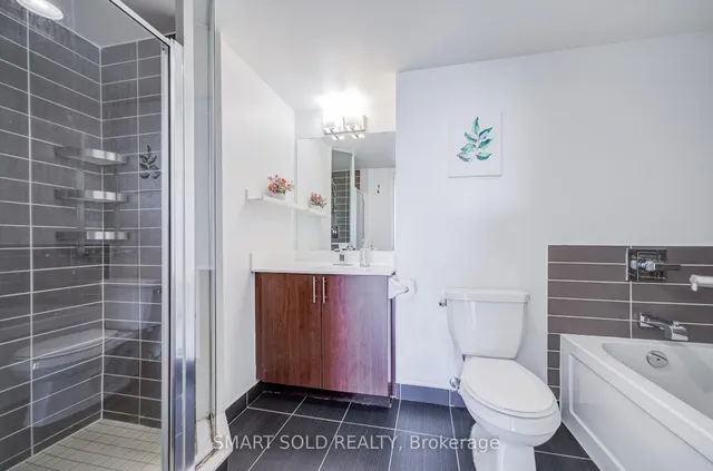 75 Norman Bethune Ave #309, Richmond Hill 5