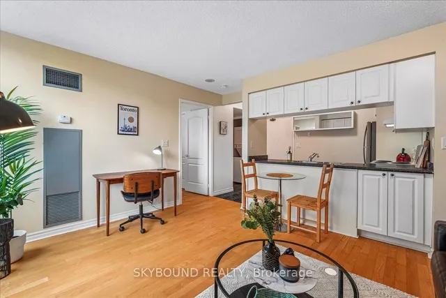 745 New Westminster Dr #308, Vaughan 5