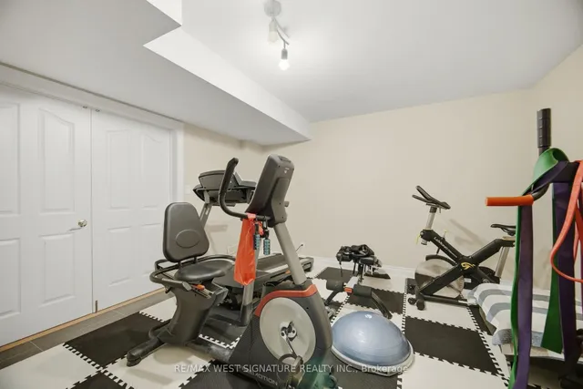 22 Di Nardo Crt, King 5