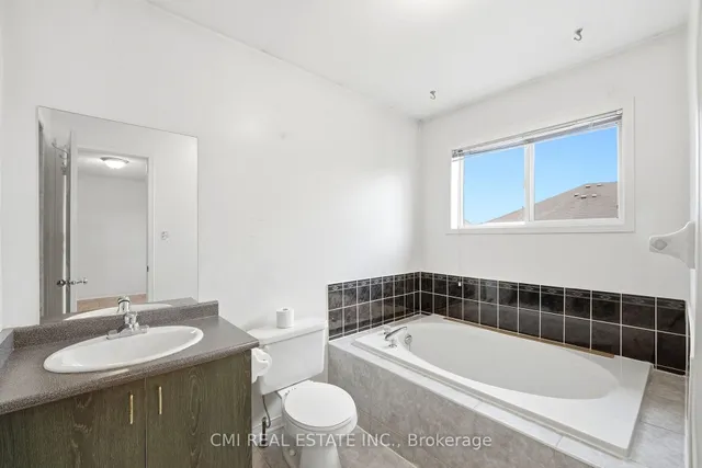 8555 Martin Grove Rd, Vaughan 4