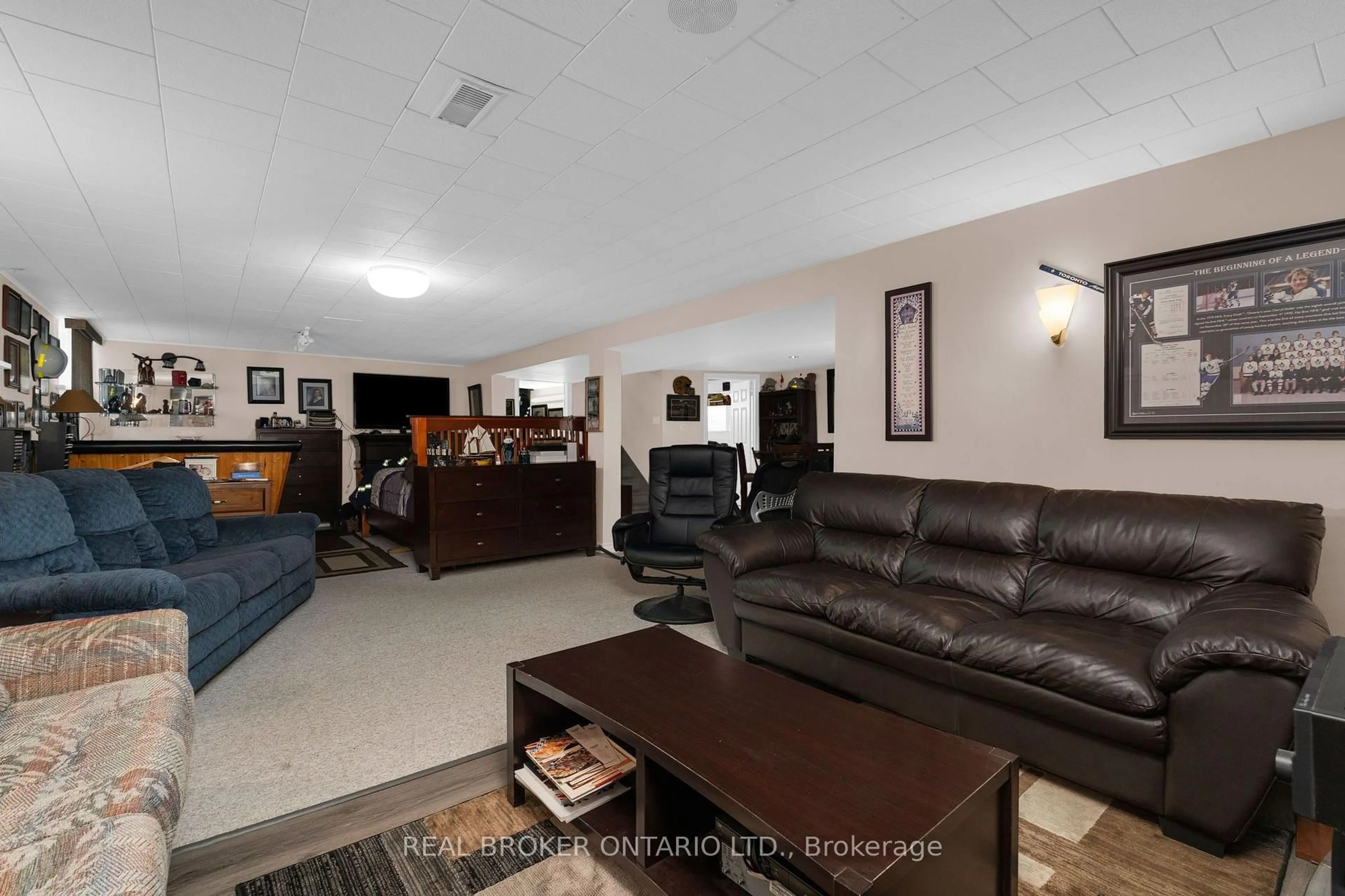trreb/IMG-N13821180_2ae9b9cb-7ef0-42c6-99b4-63dc56eb40e3-l.jpg