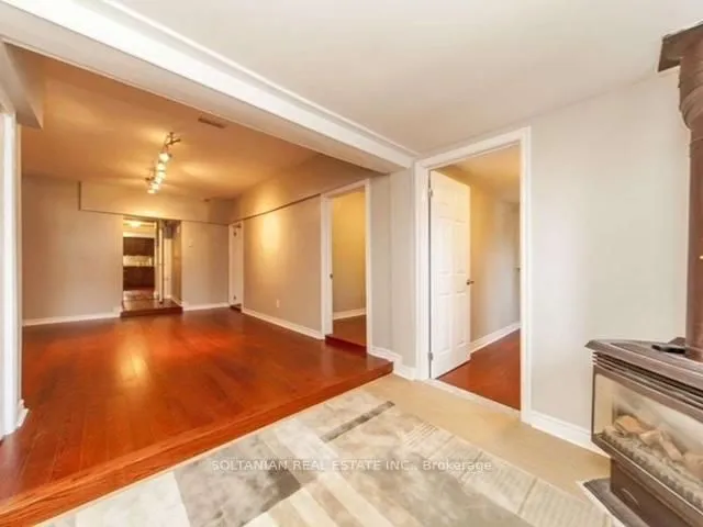 257 Parkwood Ave, Georgina 4