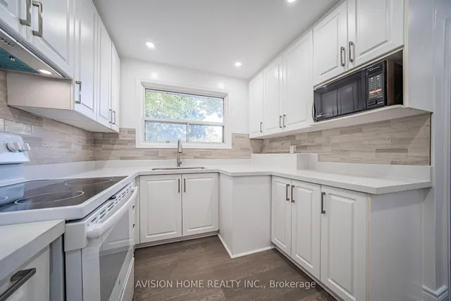 391 Crosby Ave, Richmond Hill 5