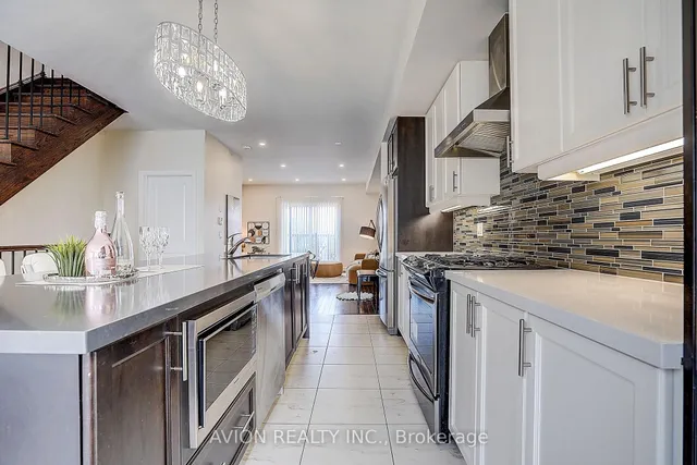 32 Mcgurran Lane, Richmond Hill 5