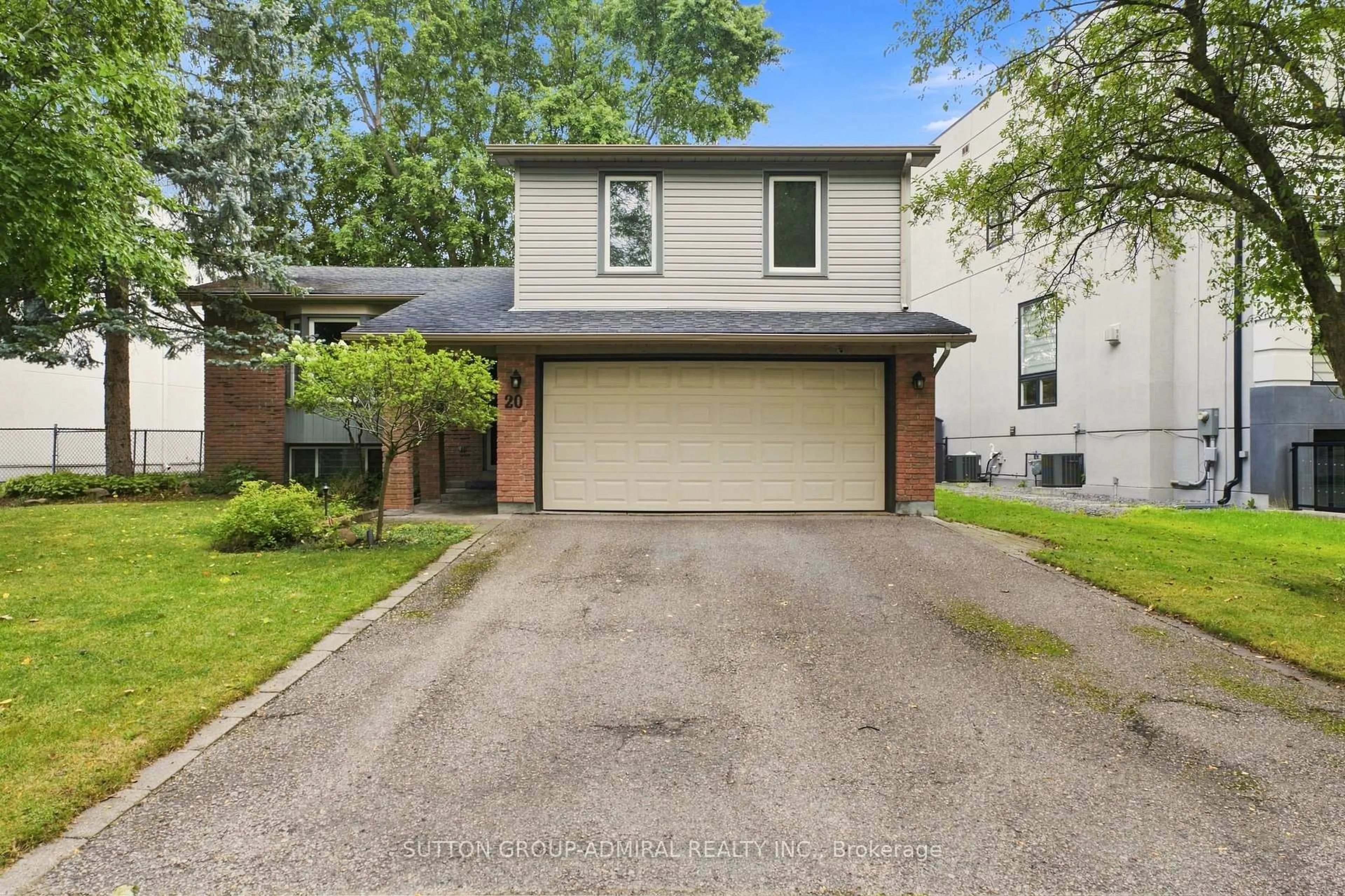 trreb/IMG-N13823186_8ef130ce-50ad-4c27-a8d7-89a94e0b01f7-l.jpg