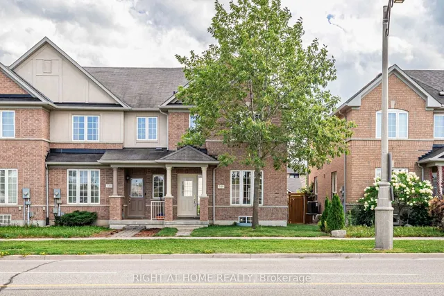 546 Hoover Park Dr, Whitchurch-Stouffville 3