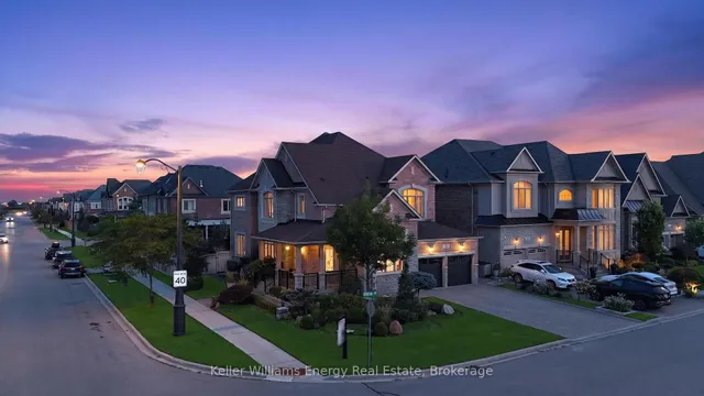 59 Venkata Dr, Vaughan 3