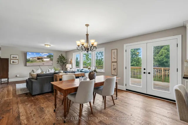 315 Main St, Uxbridge 5