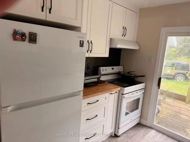 318 The Queensway, Georgina 4