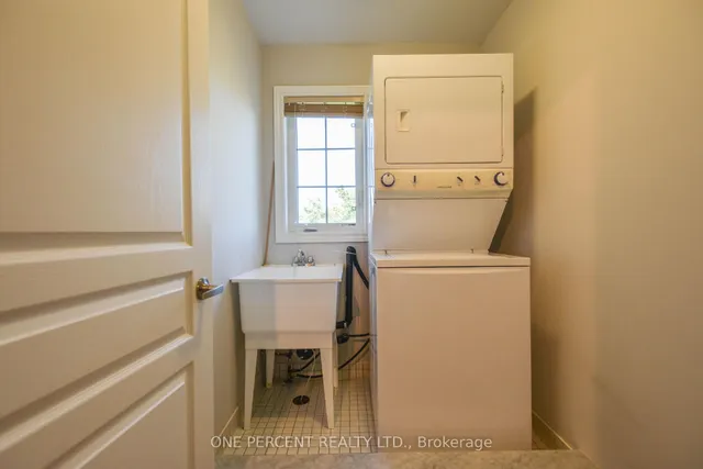 85 Benjamin Hood Cres, Vaughan 5