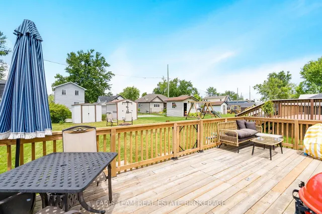 1066 Wood St, Innisfil 5