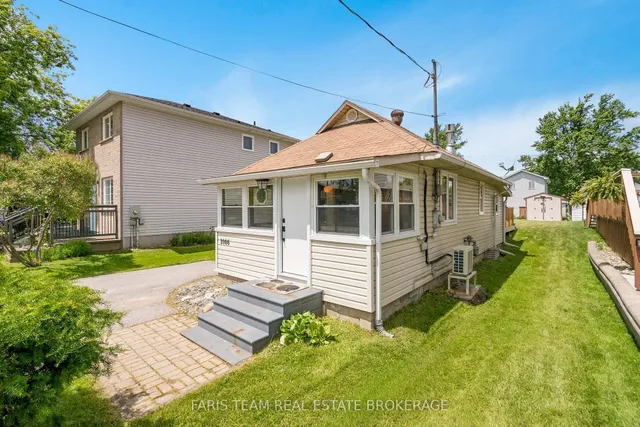 1066 Wood St, Innisfil 3