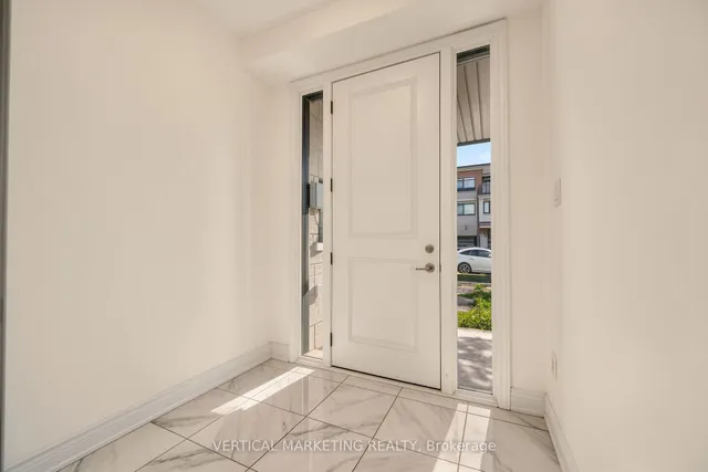 587 Marc Santi Blvd, Vaughan 4