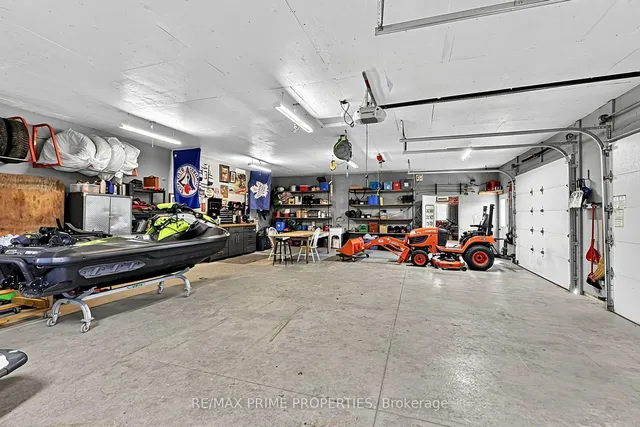 426 Zephyr Rd, Uxbridge 2