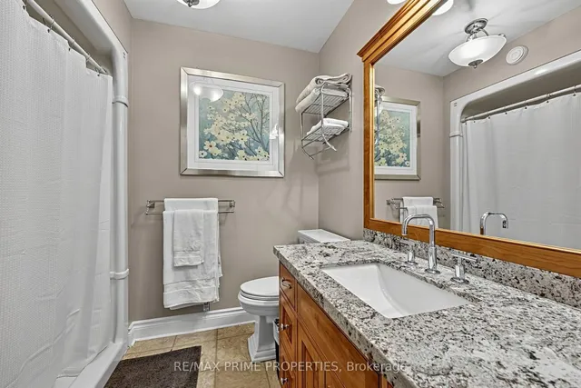 426 Zephyr Rd, Uxbridge 4