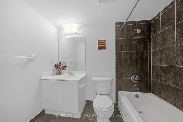 55 South Town Centre Blvd #912, Markham 5