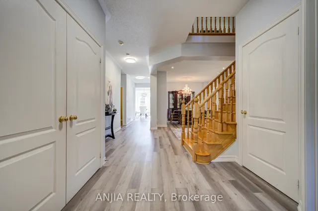 16 Forest Manor Pl, Markham 3