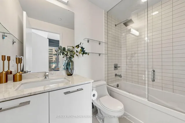 9471 Yonge St #349, Richmond Hill 4