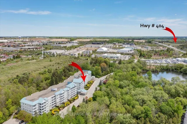 900 Bogart Mill Tr #212, Newmarket 5