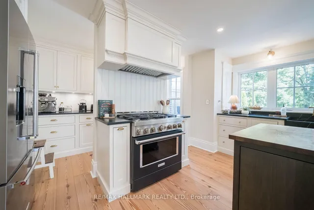 63 Market St, Whitchurch-Stouffville 5