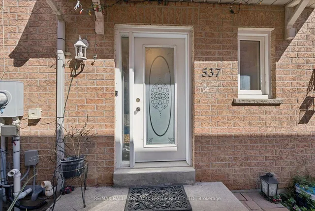 537 Walpole Cres, Newmarket 4