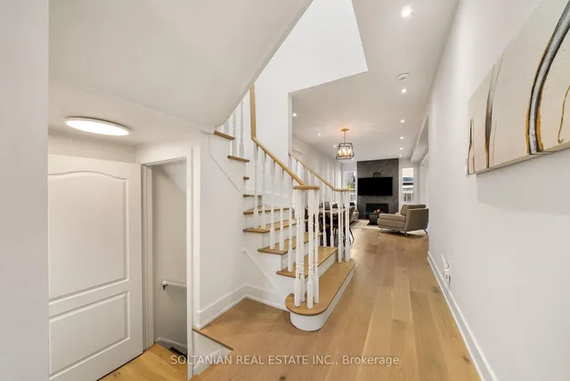 163 Wildberry Cres, Vaughan 4