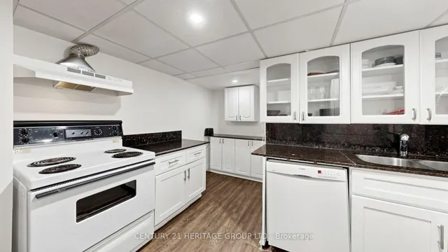 70 Royal Orchard Blvd, Markham 3