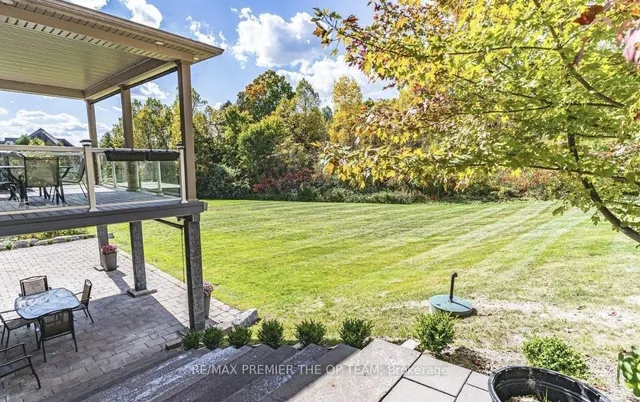 102 Pine Hill Rd, Bradford West Gwillimbury 4