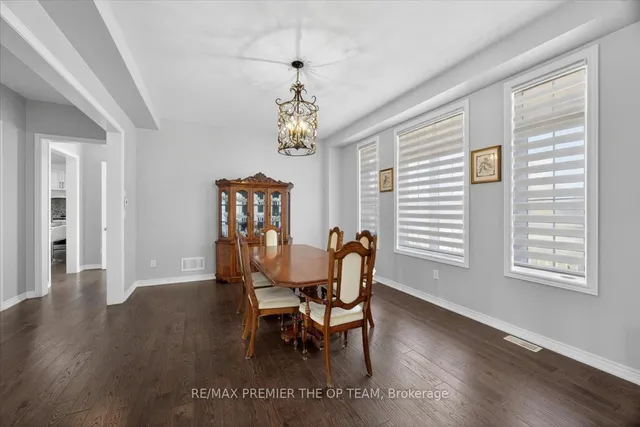 102 Pine Hill Rd, Bradford West Gwillimbury 5