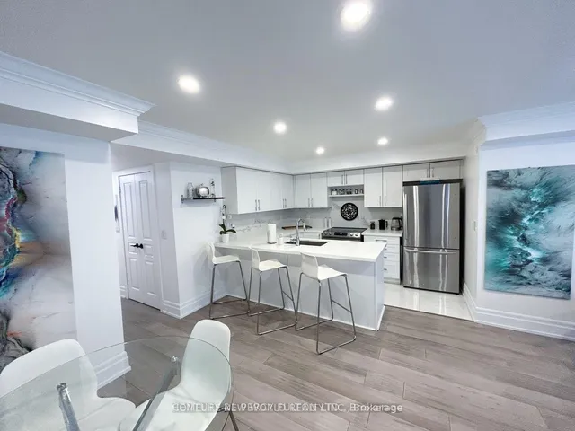 2 Dunsheath Way #109, Markham 5