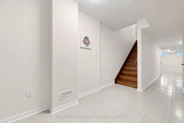 112 Ness Dr, Richmond Hill 5