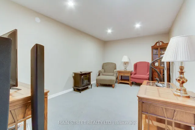 130 Rush Rd, Aurora 5